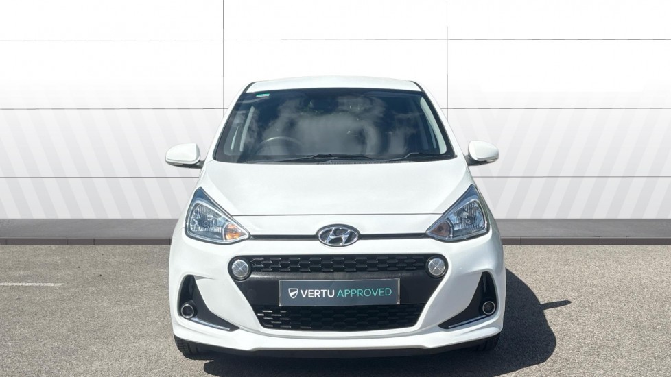 Hyundai i10 1.2 Premium 5dr Petrol Hatchback - Image 3