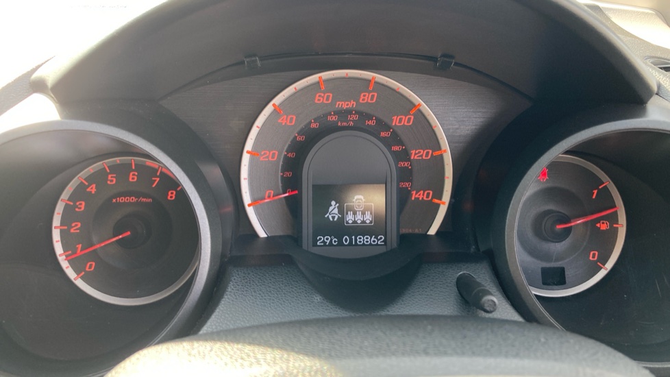 Honda Jazz 1.4 i-VTEC ES Plus 5dr CVT Petrol Hatchback - Image 18