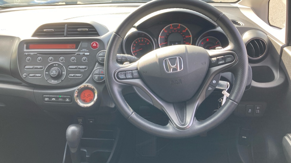 Honda Jazz 1.4 i-VTEC ES Plus 5dr CVT Petrol Hatchback - Image 33