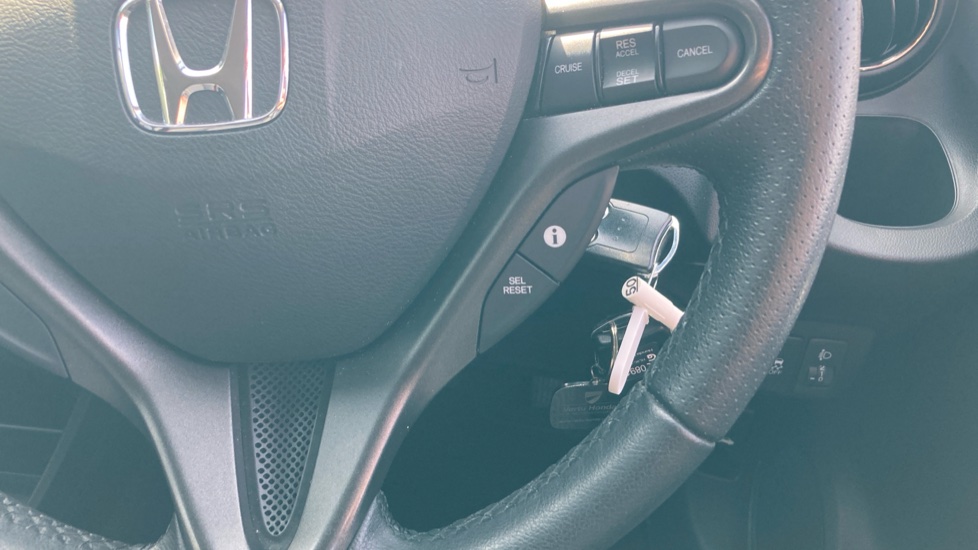 Honda Jazz 1.4 i-VTEC ES Plus 5dr CVT Petrol Hatchback - Image 36