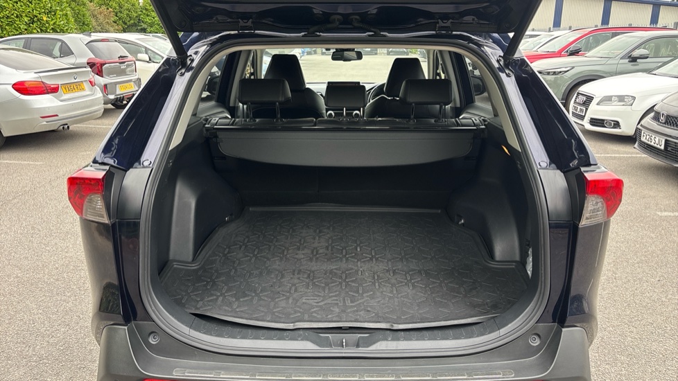 Toyota RAV4 2.5 VVT-i Hybrid Excel 5dr CVT 2WD Hybrid Estate - Image 4