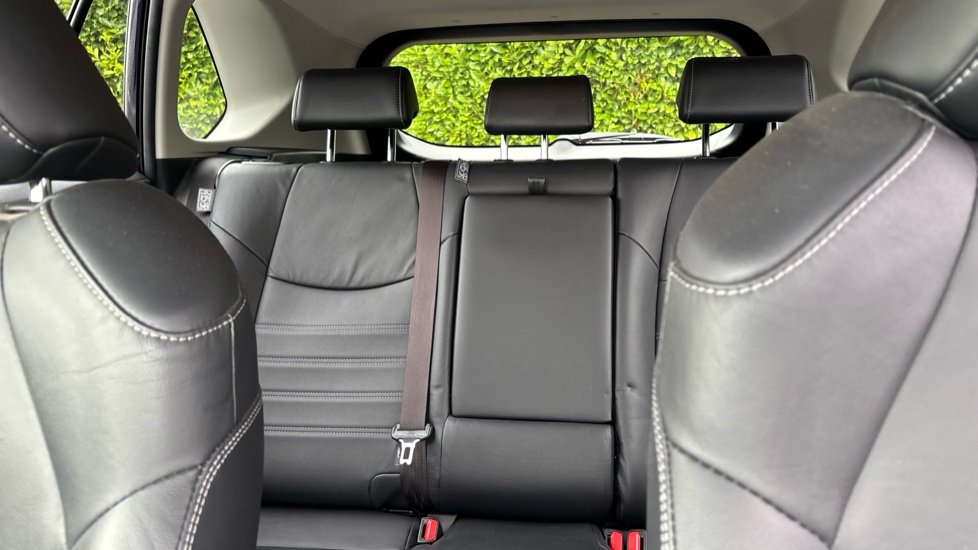 Toyota RAV4 2.5 VVT-i Hybrid Excel 5dr CVT 2WD Hybrid Estate - Image 15