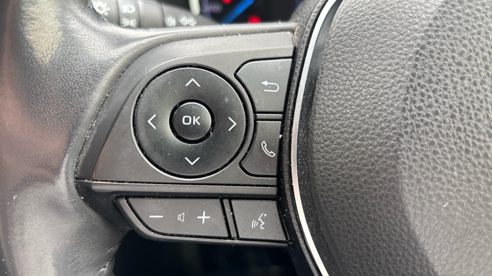 Toyota RAV4 2.5 VVT-i Hybrid Excel 5dr CVT 2WD Hybrid Estate - Image 21