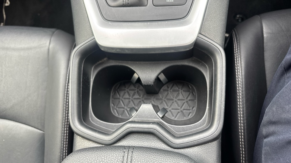 Toyota RAV4 2.5 VVT-i Hybrid Excel 5dr CVT 2WD Hybrid Estate - Image 30