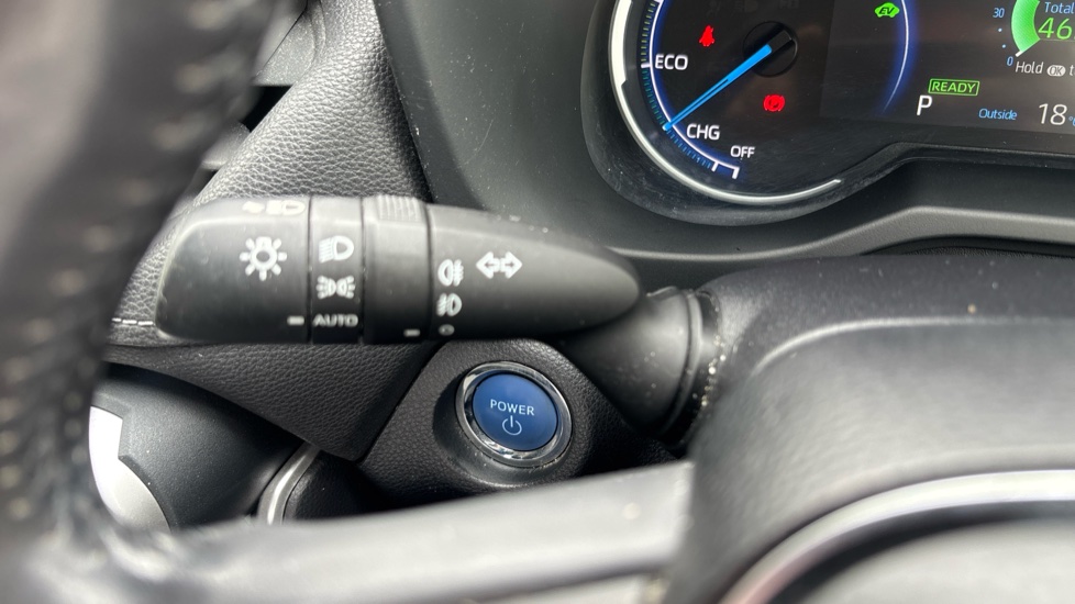 Toyota RAV4 2.5 VVT-i Hybrid Excel 5dr CVT 2WD Hybrid Estate - Image 34