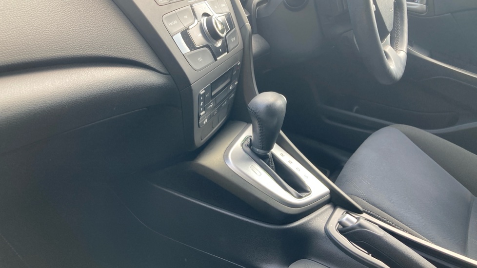 Honda Civic 1.8 i-VTEC S 5dr Auto Petrol Hatchback - Image 13