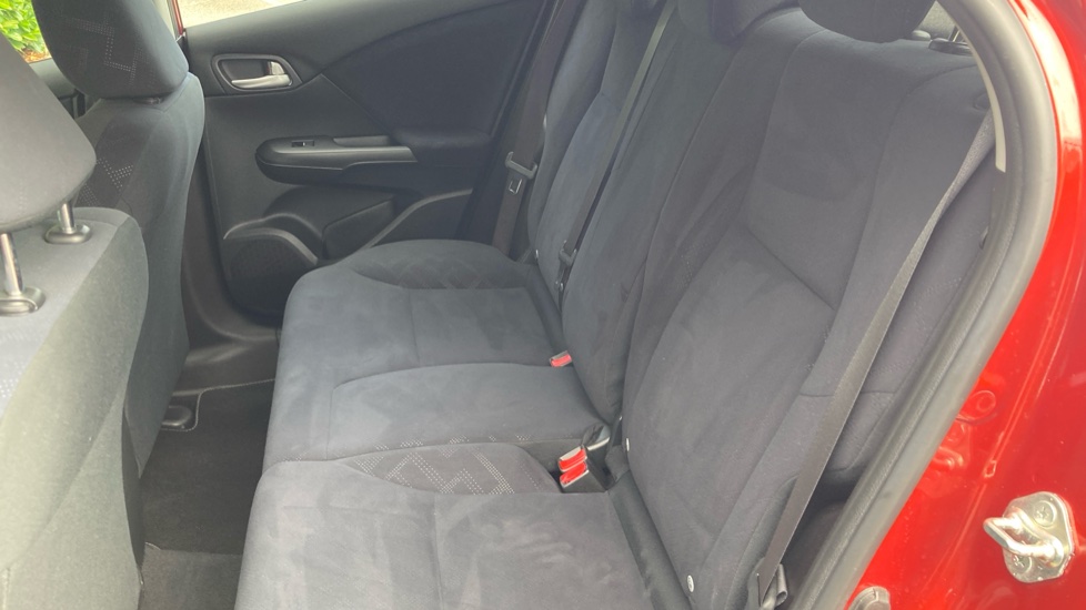 Honda Civic 1.8 i-VTEC S 5dr Auto Petrol Hatchback - Image 16