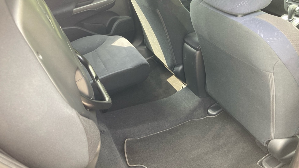 Honda Civic 1.8 i-VTEC S 5dr Auto Petrol Hatchback - Image 24
