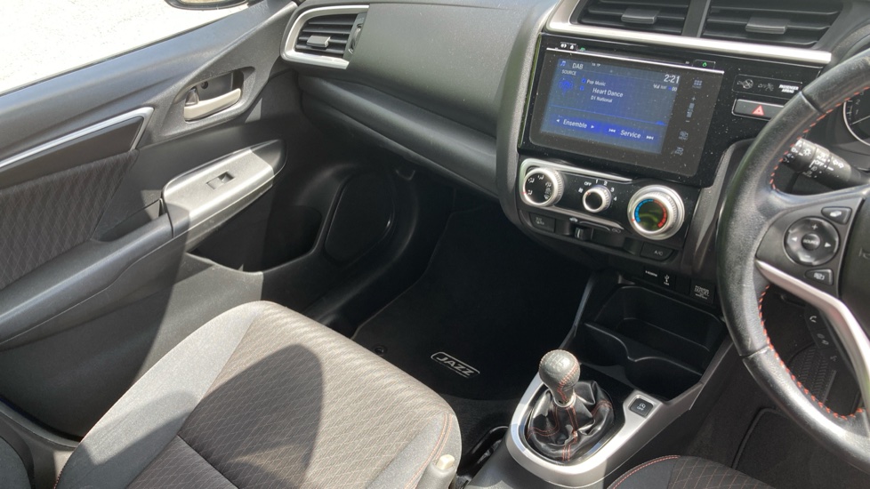 Honda Jazz 1.5 i-VTEC Sport 5dr Petrol Hatchback - Image 14