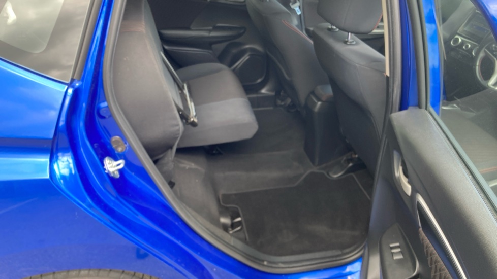 Honda Jazz 1.5 i-VTEC Sport 5dr Petrol Hatchback - Image 44