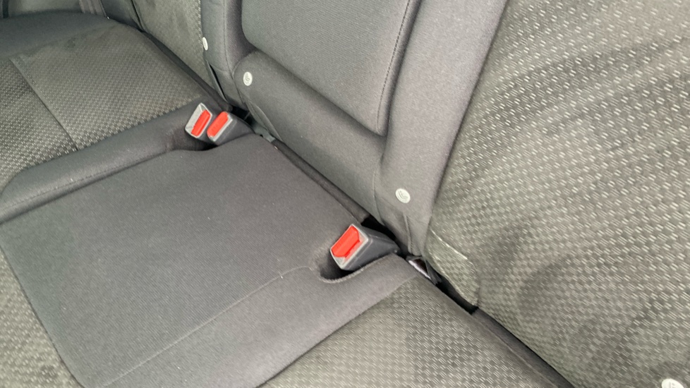 Honda CR-V 2.0 i-VTEC SE Plus 5dr Auto [Nav] Petrol Estate - Image 17