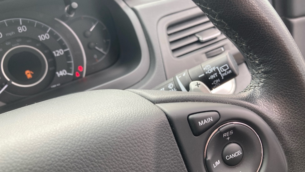 Honda CR-V 2.0 i-VTEC SE Plus 5dr Auto [Nav] Petrol Estate - Image 32