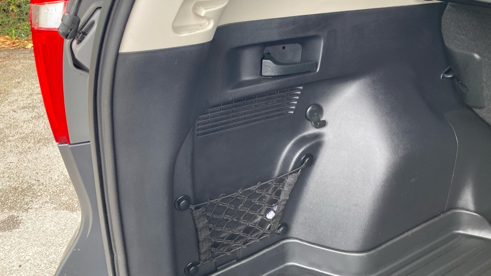 Honda CR-V 2.0 i-VTEC SE Plus 5dr Auto [Nav] Petrol Estate - Image 37