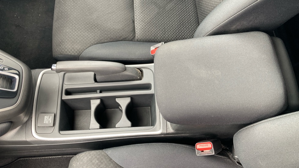 Honda CR-V 2.0 i-VTEC SE Plus 5dr Auto [Nav] Petrol Estate - Image 42