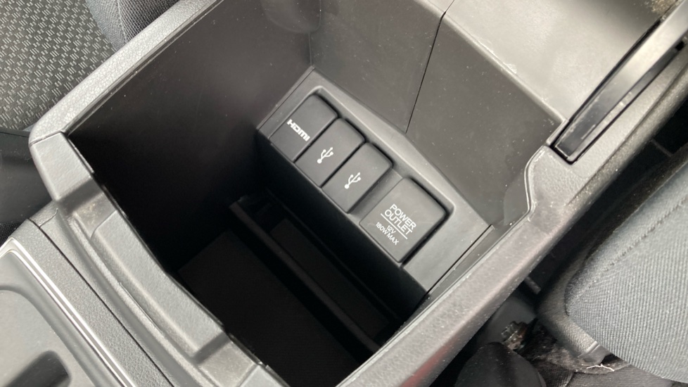 Honda CR-V 2.0 i-VTEC SE Plus 5dr Auto [Nav] Petrol Estate - Image 43