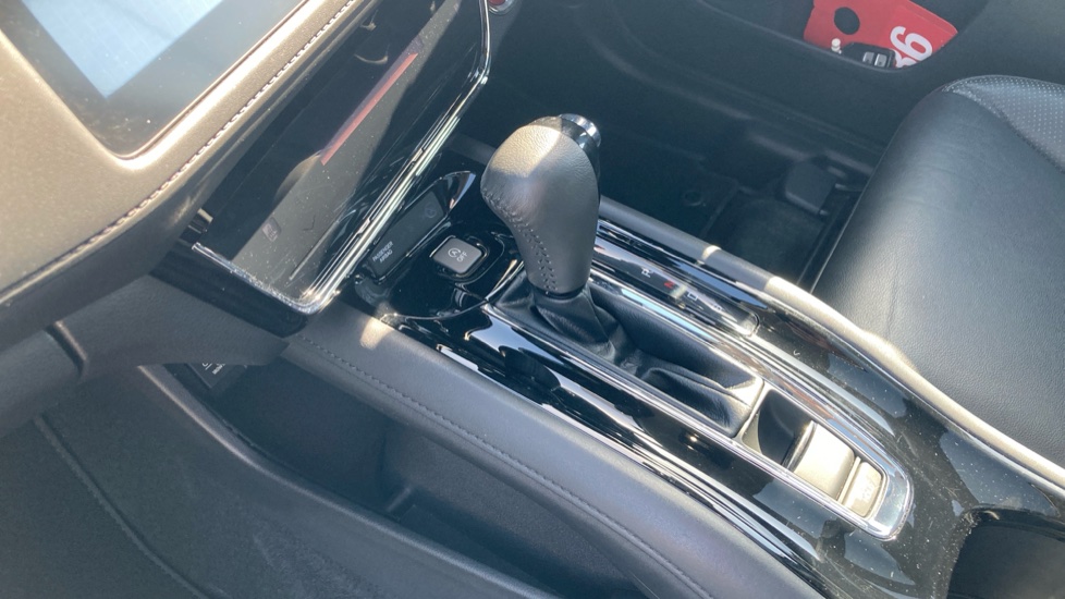 Honda HR-V 1.5 i-VTEC EX CVT 5dr Petrol Hatchback - Image 13