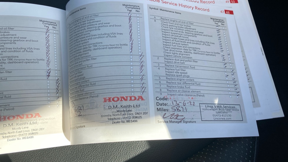 Honda HR-V 1.5 i-VTEC EX CVT 5dr Petrol Hatchback - Image 25
