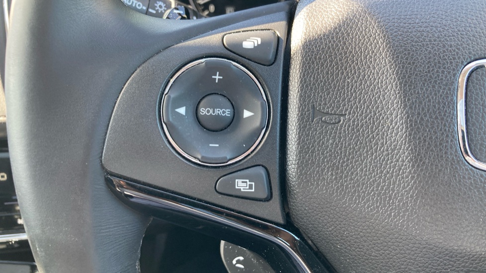 Honda HR-V 1.5 i-VTEC EX CVT 5dr Petrol Hatchback - Image 29