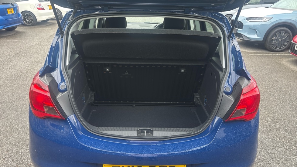 Vauxhall Corsa 1.4 [75] Griffin 5dr Petrol Hatchback - Image 4