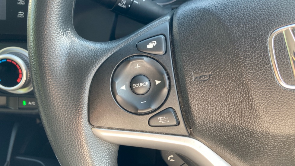Honda Jazz 1.3 i-VTEC SE 5dr Petrol Hatchback - Image 24