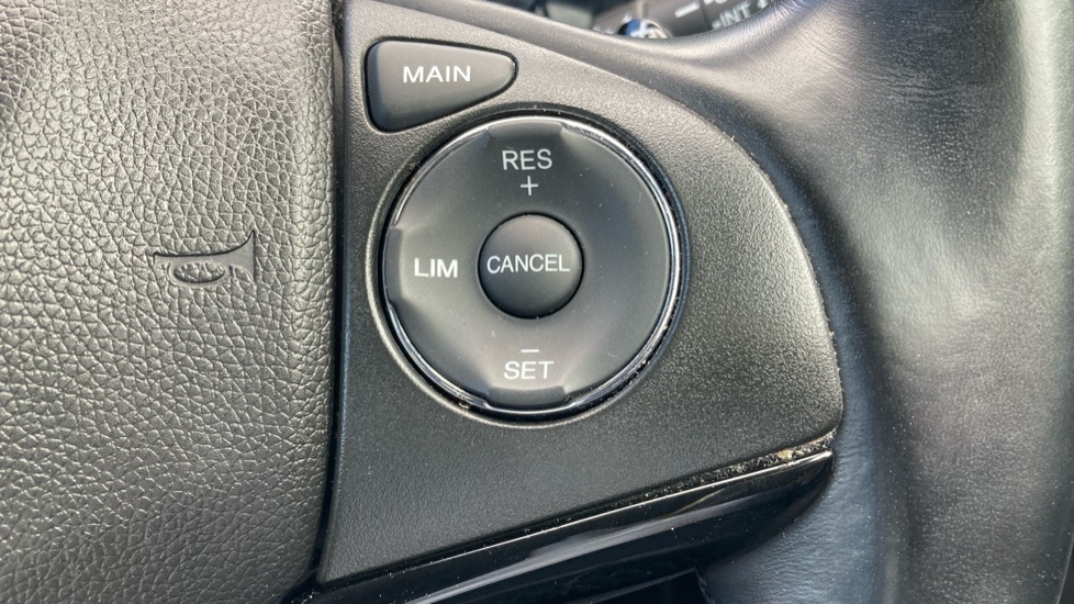 Honda HR-V 1.5 i-VTEC EX CVT 5dr Petrol Hatchback - Image 31