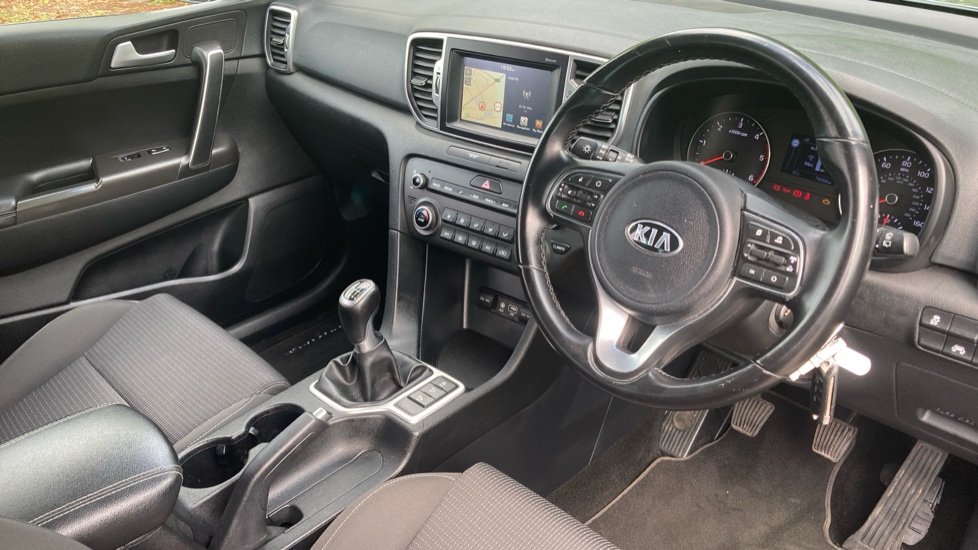 Kia Sportage 1.7 CRDi ISG 2 5dr Diesel Estate - Image 11