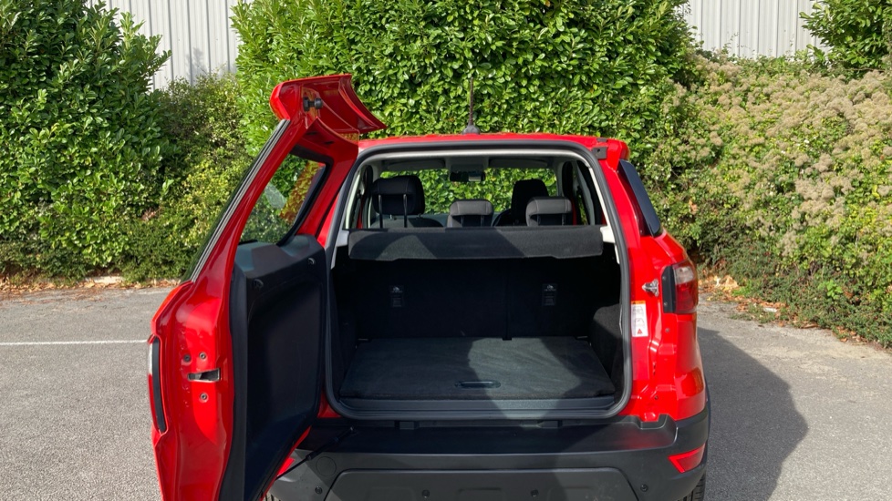 Ford EcoSport 1.0 EcoBoost Zetec 5dr Petrol Hatchback - Image 4