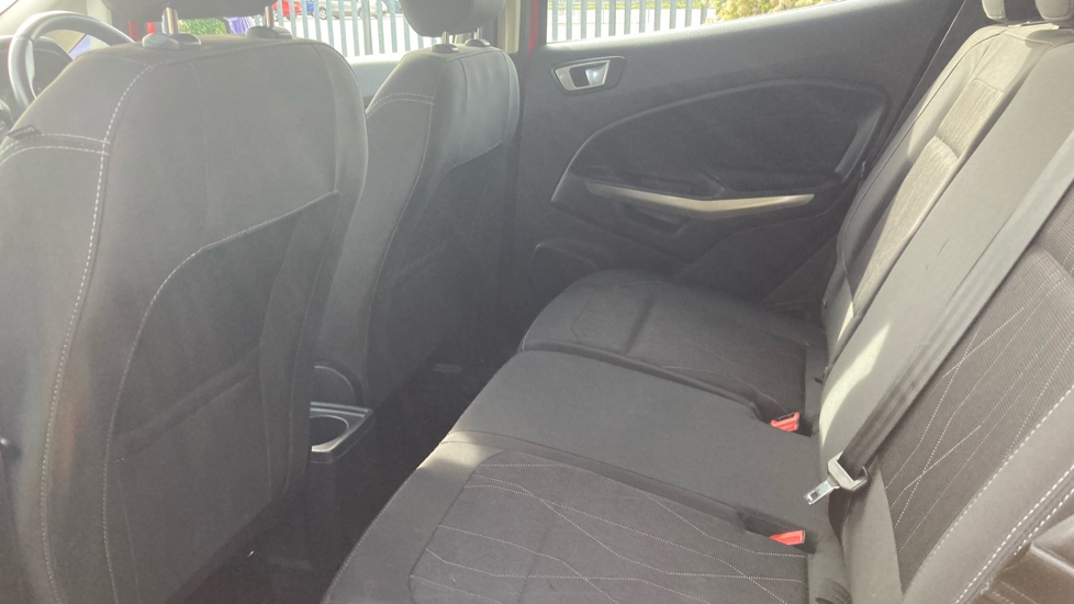Ford EcoSport 1.0 EcoBoost Zetec 5dr Petrol Hatchback - Image 16