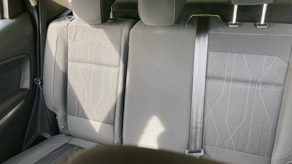 Ford EcoSport 1.0 EcoBoost Zetec 5dr Petrol Hatchback - Image 22