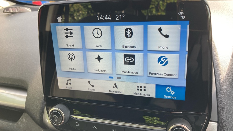 Ford EcoSport 1.0 EcoBoost Zetec 5dr Petrol Hatchback - Image 34