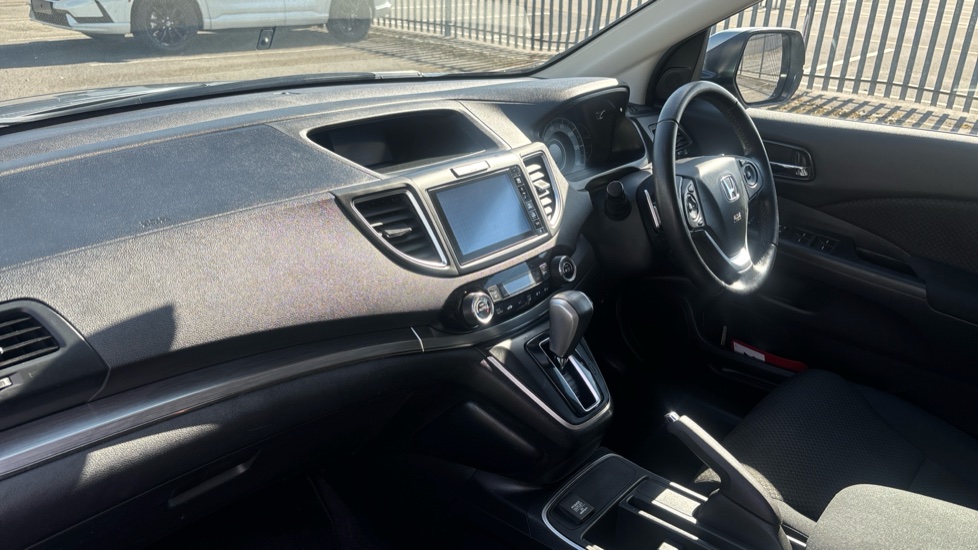 Honda CR-V 2.0 i-VTEC SE Plus 5dr Auto [Nav] Petrol Estate - Image 9