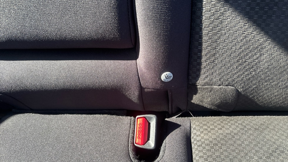 Honda CR-V 2.0 i-VTEC SE Plus 5dr Auto [Nav] Petrol Estate - Image 17