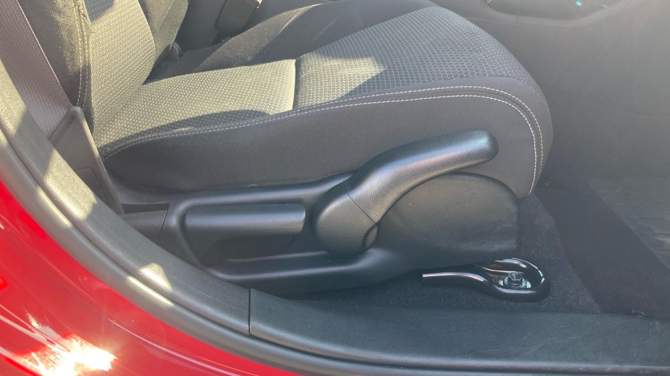 Honda Civic 1.8 i-VTEC SE Plus 5dr Petrol Hatchback - Image 40