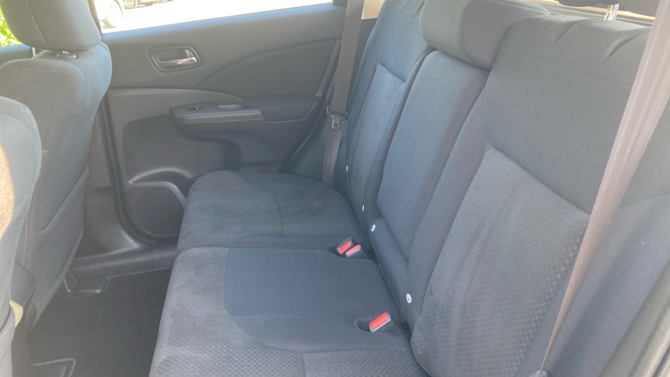 Honda CR-V 2.0 i-VTEC S 5dr 2WD Petrol Estate - Image 16