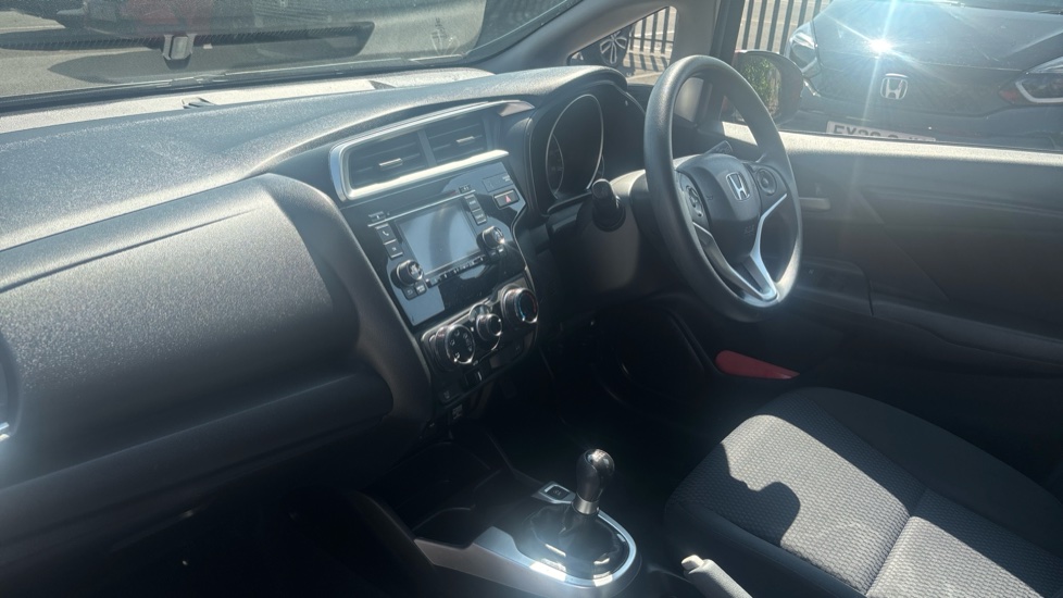 Honda Jazz 1.3 i-VTEC S 5dr Petrol Hatchback - Image 9