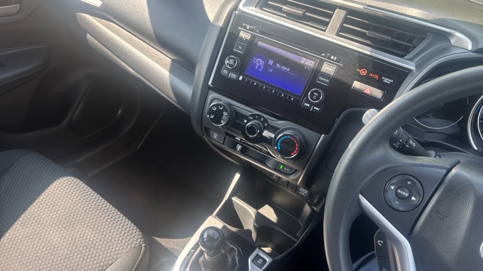 Honda Jazz 1.3 i-VTEC S 5dr Petrol Hatchback - Image 14