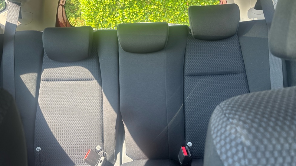 Honda Jazz 1.3 i-VTEC S 5dr Petrol Hatchback - Image 15