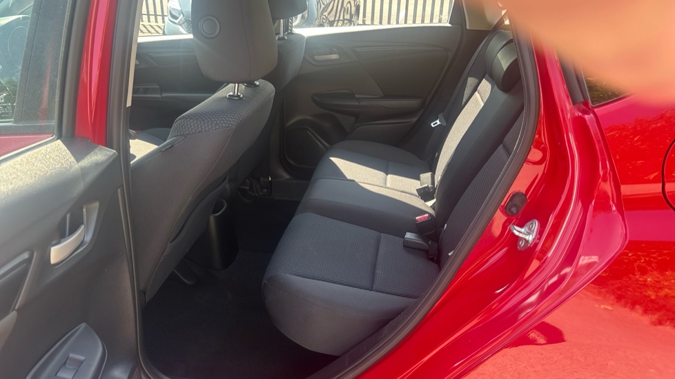 Honda Jazz 1.3 i-VTEC S 5dr Petrol Hatchback - Image 16