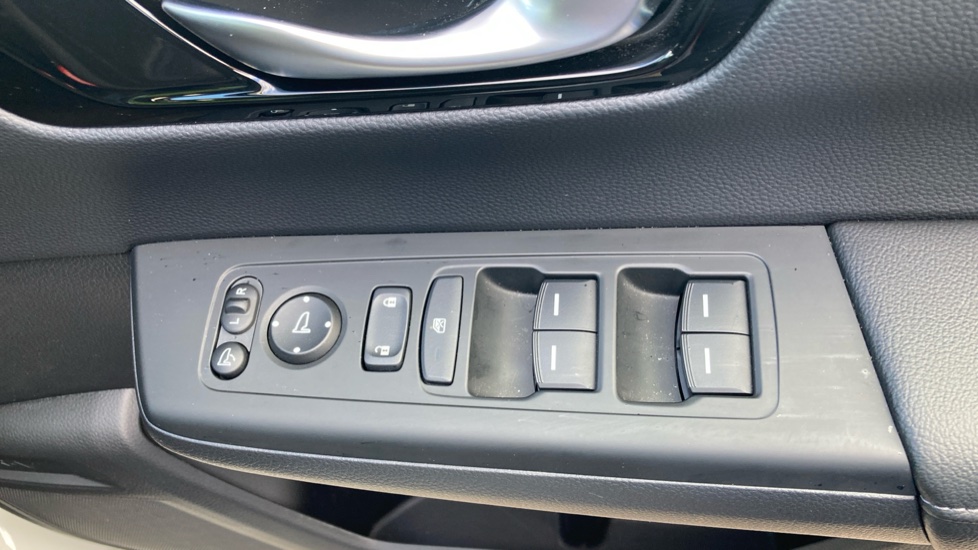 Honda CR-V 2.0 eHEV Elegance 5dr eCVT Hybrid Estate - Image 19