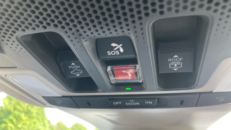 Honda CR-V 2.0 eHEV Elegance 5dr eCVT Hybrid Estate - Image 30