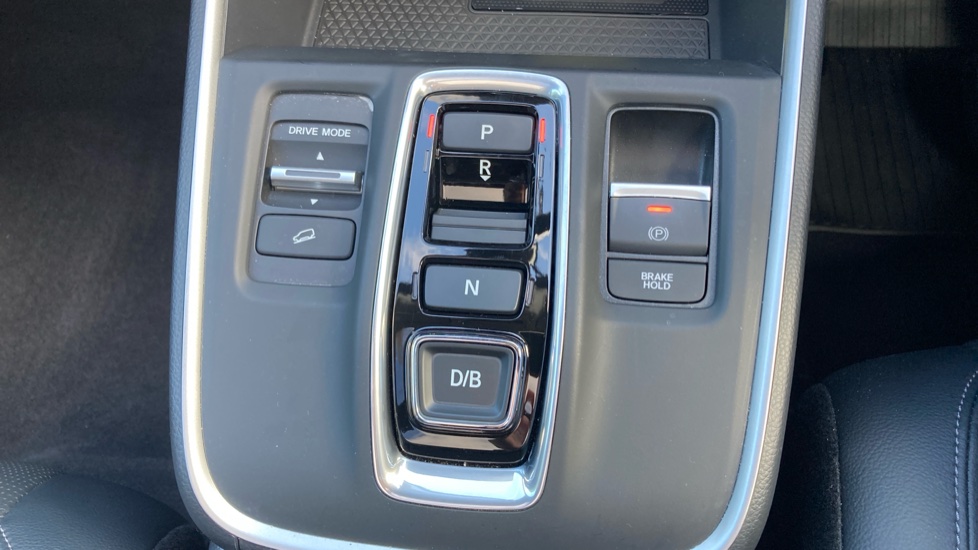 Honda CR-V 2.0 eHEV Elegance 5dr eCVT Hybrid Estate - Image 34