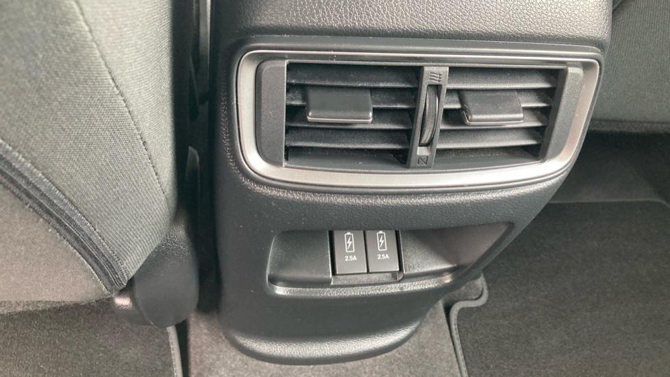 Honda CR-V 1.5 VTEC Turbo SE 5dr 2WD Petrol Estate - Image 17