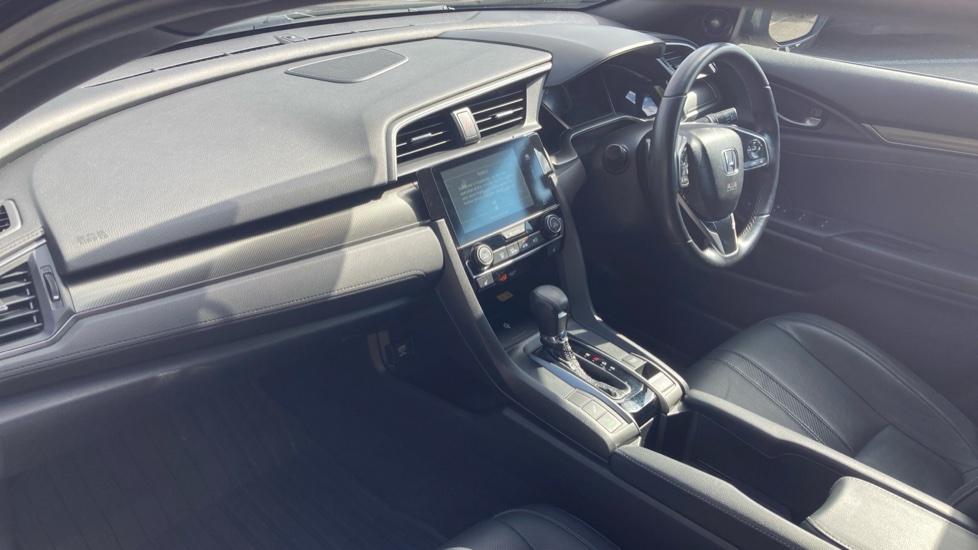 Honda Civic 1.5 VTEC Turbo Prestige 5dr CVT Petrol Hatchback - Image 2