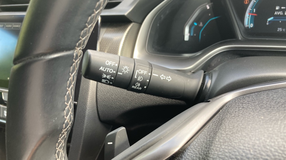 Honda Civic 1.5 VTEC Turbo Prestige 5dr CVT Petrol Hatchback - Image 28