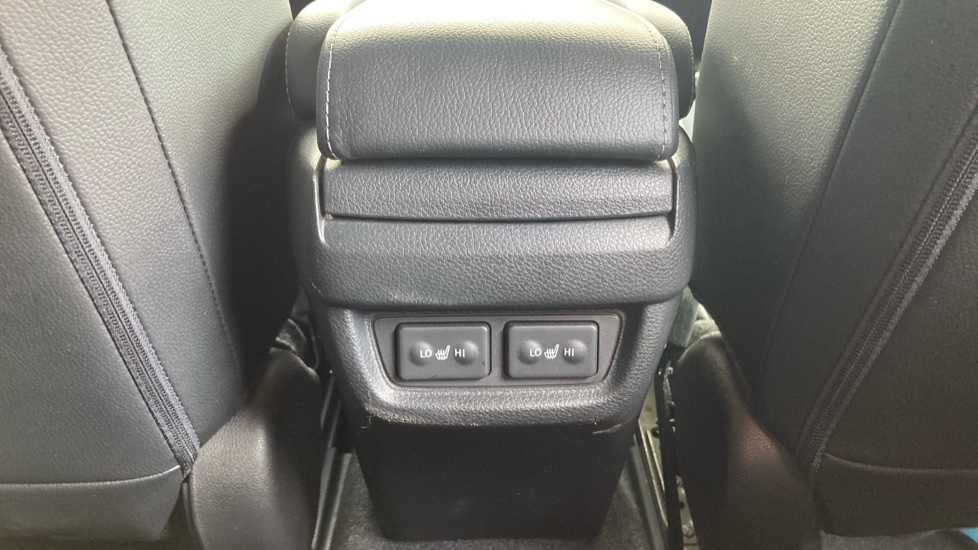 Honda Civic 1.5 VTEC Turbo Prestige 5dr CVT Petrol Hatchback - Image 32