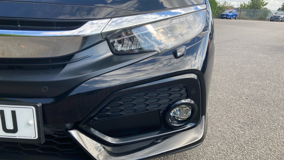 Honda Civic 1.5 VTEC Turbo Prestige 5dr CVT Petrol Hatchback - Image 40