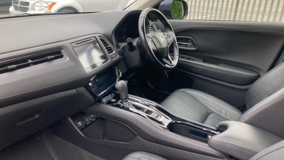 Honda HR-V 1.5 i-VTEC EX CVT 5dr Petrol Hatchback - Image 2