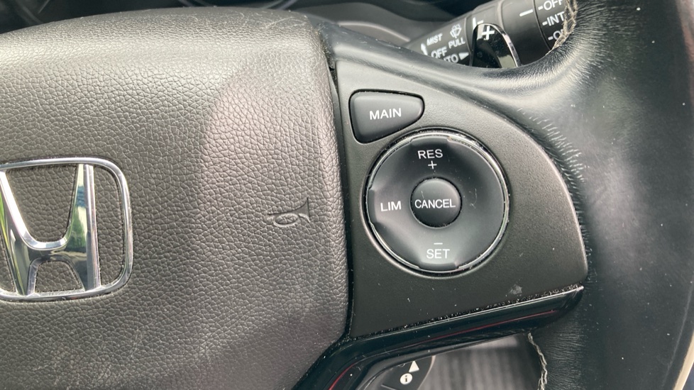 Honda HR-V 1.5 i-VTEC EX CVT 5dr Petrol Hatchback - Image 27