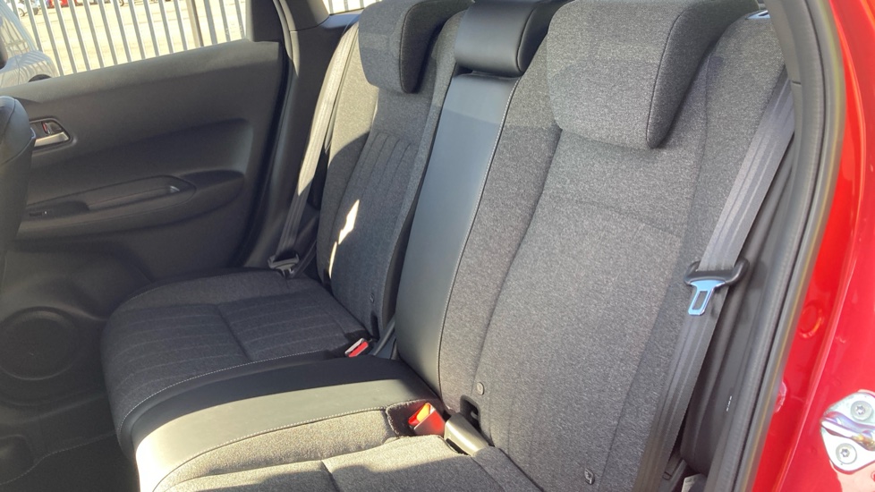 Honda Jazz 1.5 i-MMD Hybrid Advance 5dr eCVT Hybrid Hatchback - Image 8
