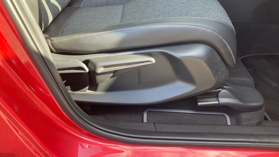 Honda Jazz 1.5 i-MMD Hybrid Advance 5dr eCVT Hybrid Hatchback - Image 22